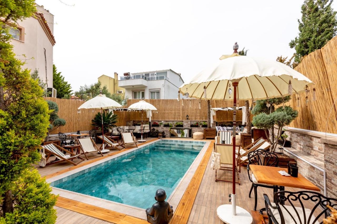 Parna Hotel Cunda Екстер'єр фото