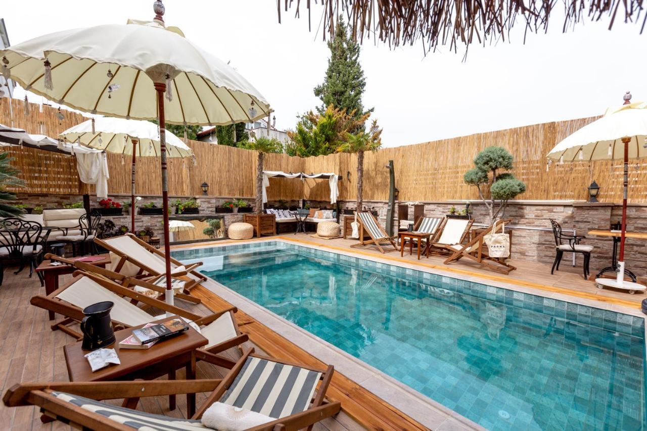 Parna Hotel Cunda Екстер'єр фото