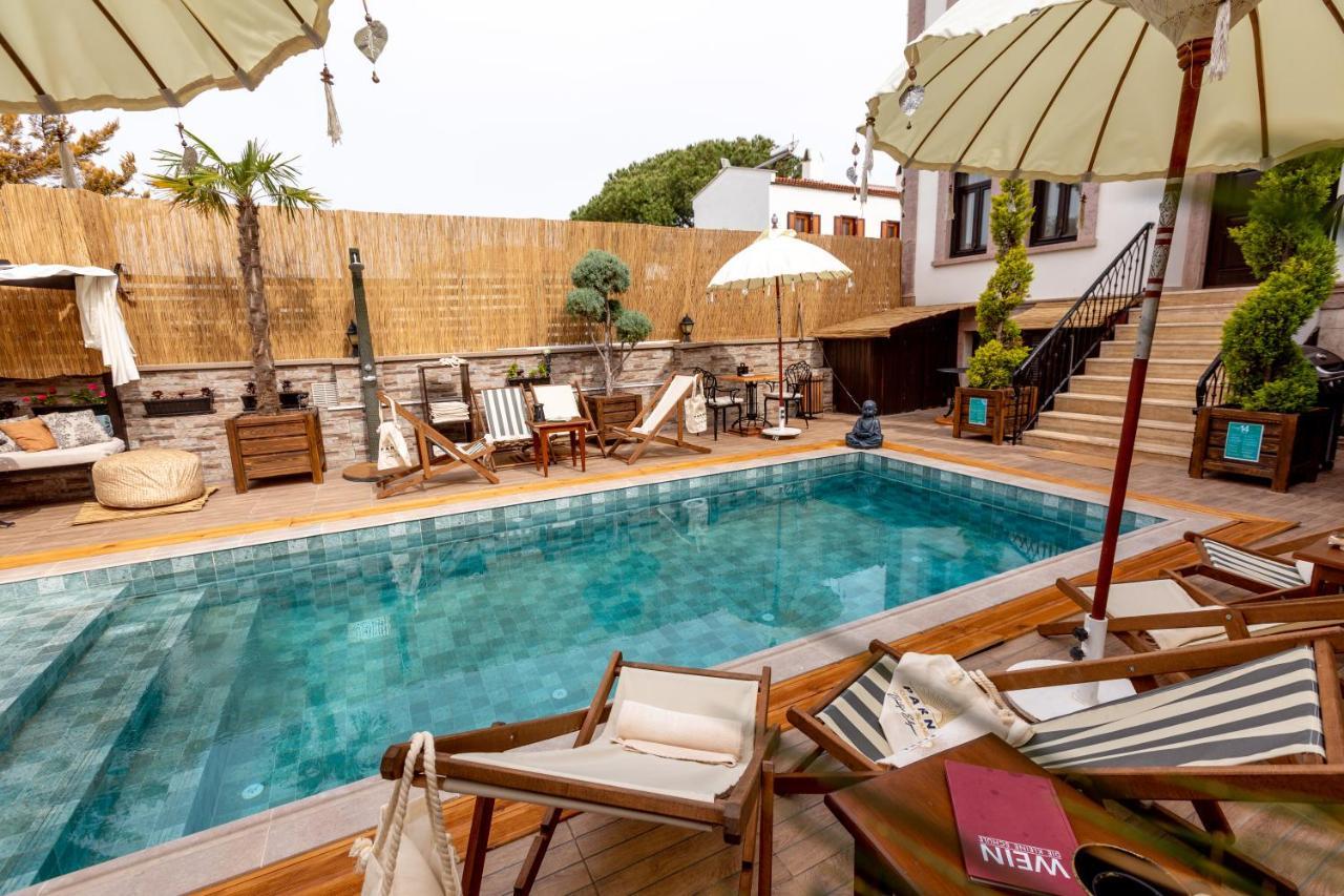 Parna Hotel Cunda Екстер'єр фото