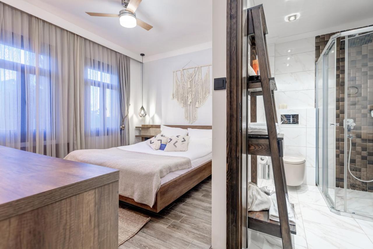 Parna Hotel Cunda Екстер'єр фото