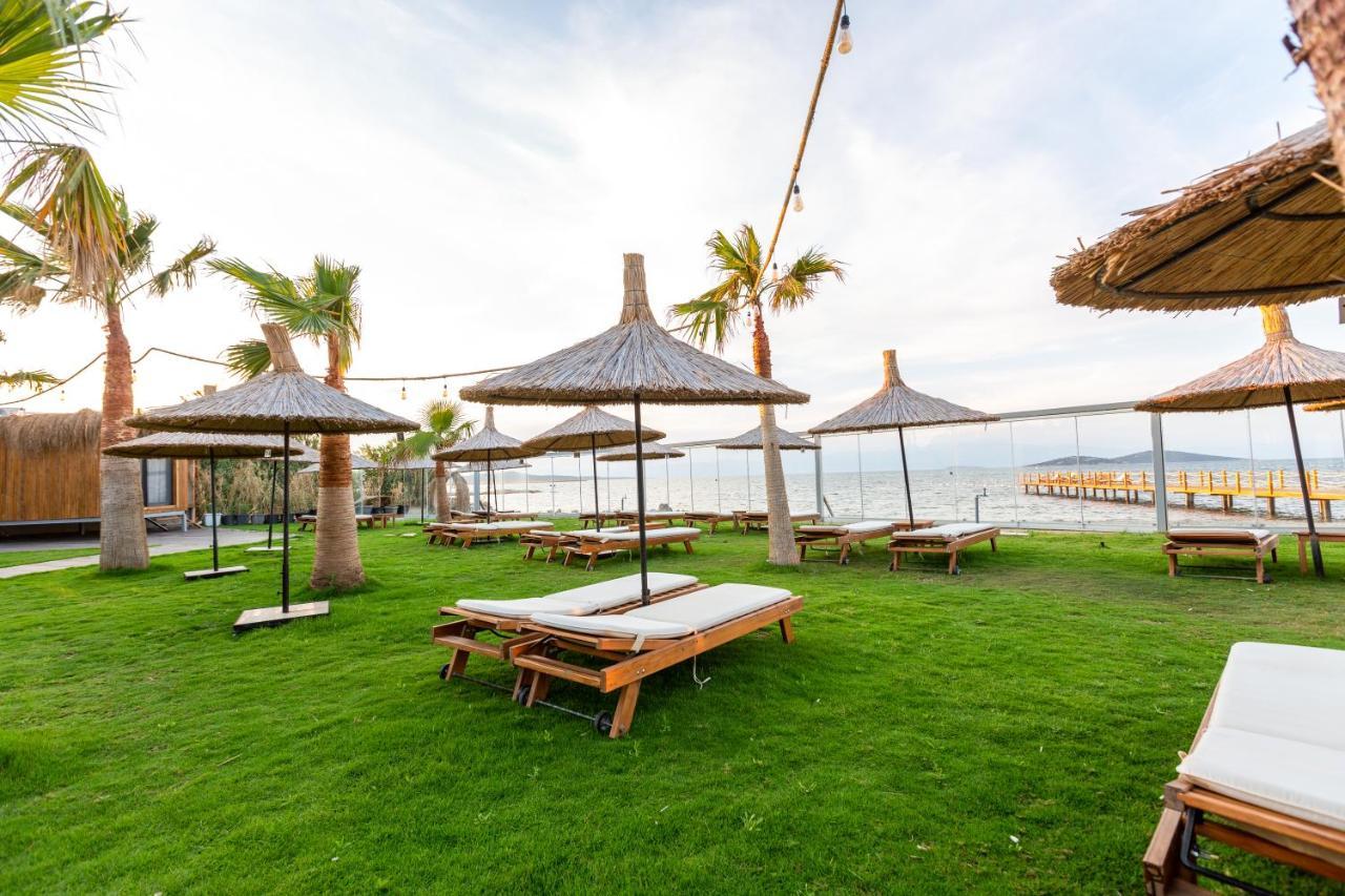 Parna Hotel Cunda Екстер'єр фото