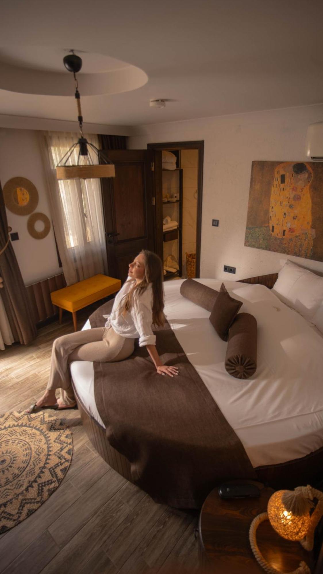 Parna Hotel Cunda Екстер'єр фото
